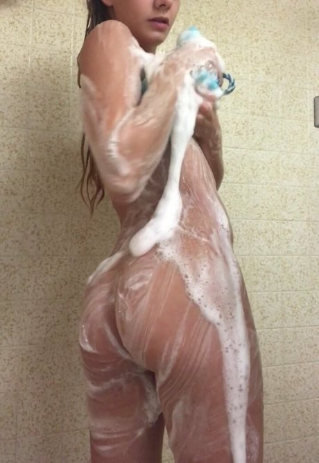 Naomiswann  nude leaked OnlyFans photo