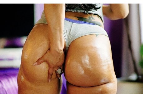 Maliah Michel  nude leaked OnlyFans photo