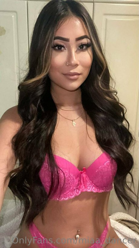Miaa Dancer