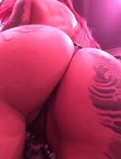 Naken lekkede OnlyFans-bilde av Janaanddxx
