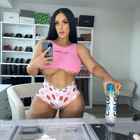 Nacktes geleaktes OnlyFans-Foto von Gemstar