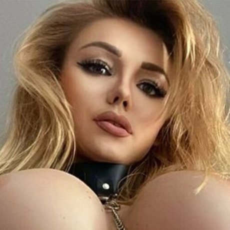 Naken läckt OnlyFans-bild av Missdonatellaofficial