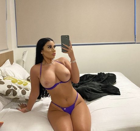 Mikaela Testa