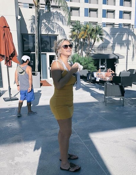 Fyona Ryder  nude leaked OnlyFans photo