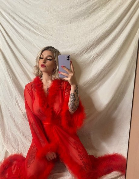 Foto di nudo di fuga di OnlyFans di Crystalgirl