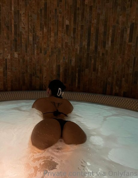 Nahá fotka uniklých OnlyFans od Keilin