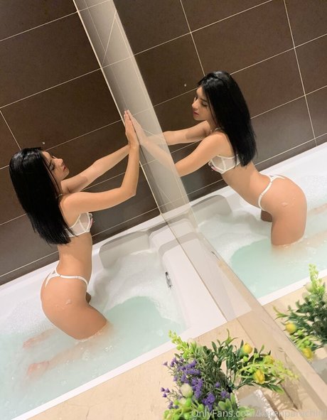 Nahá fotka uniklých OnlyFans od Karen Facundo
