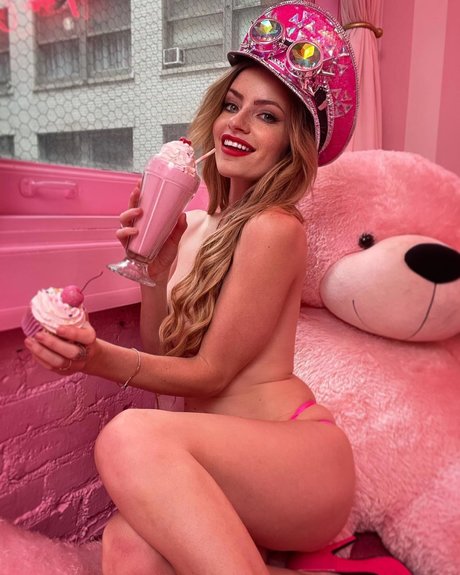 Cody Renee Cameron OnlyFans 유출 누드 사진