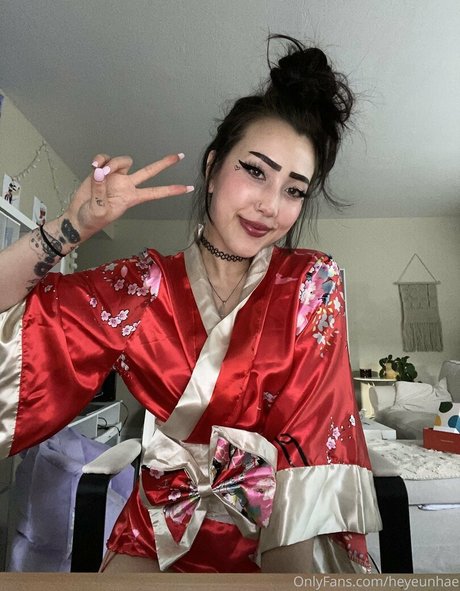Foto di nudo di fuga di OnlyFans di Heyeunhae