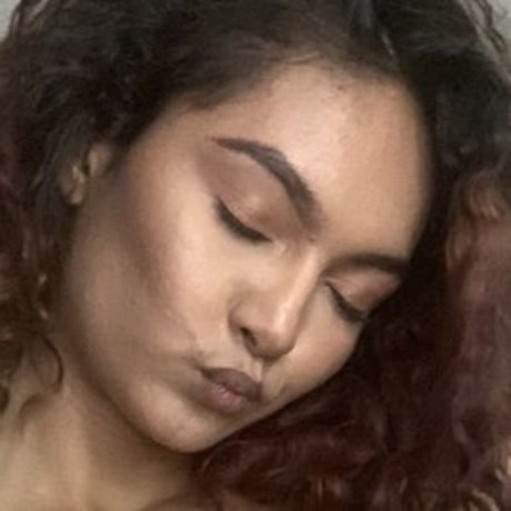 Alaston vuotanut OnlyFans-kuva Gaialove888
