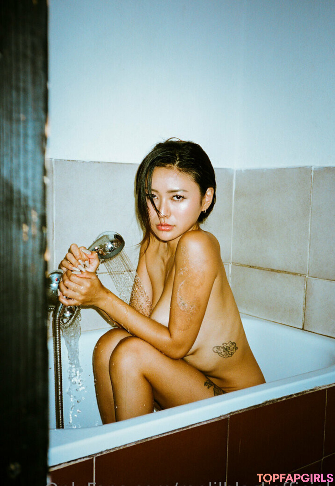 Nahá fotka uniklých OnlyFans od Raelilblack #1409