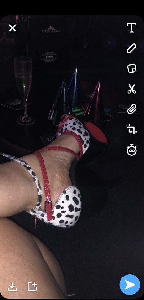 Nahá fotka uniklých OnlyFans od Nadinetilley