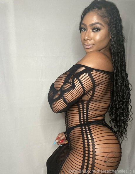 Therealchanellealicia