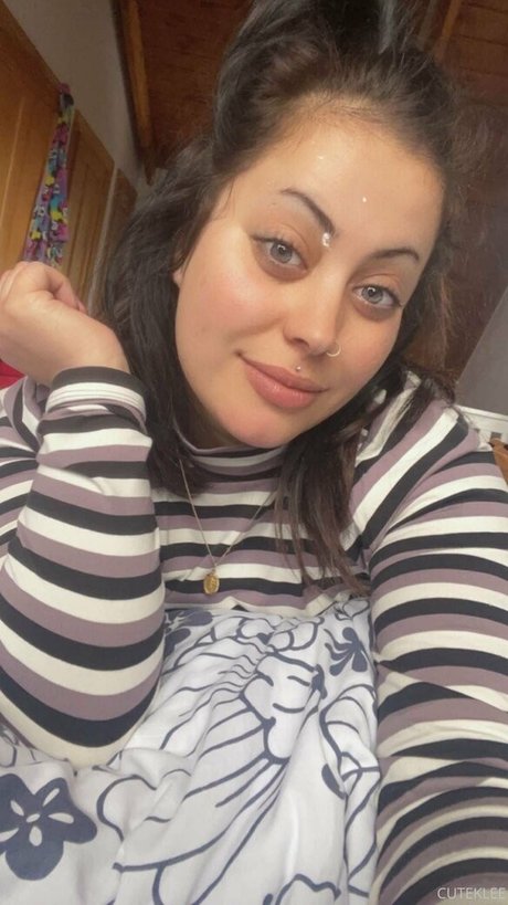 Naken läckt OnlyFans-bild av Cuteklee2