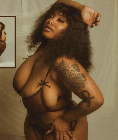 Nahá fotka uniklých OnlyFans od Oyastorms