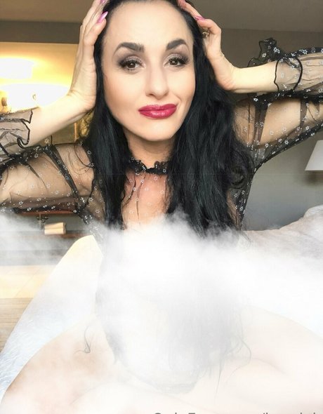 Foto nua vazada do OnlyFans de Hoodyk