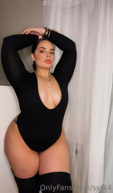 Nahá fotka uniklých OnlyFans od Syrk4