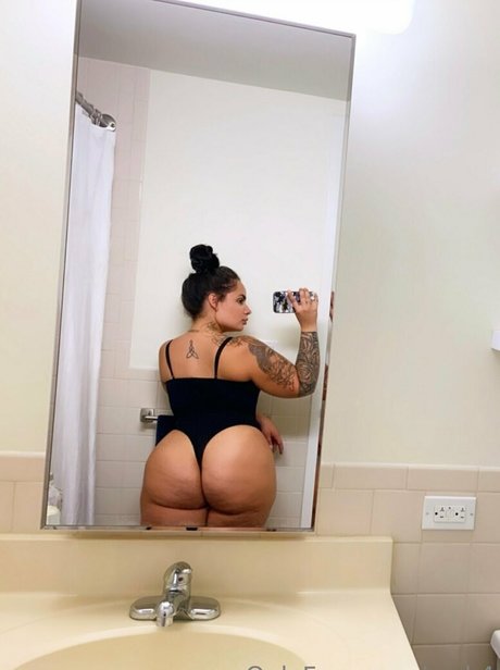 Foto nua vazada do OnlyFans de Syrk4