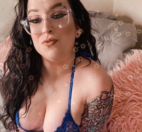 Nahá fotka uniklých OnlyFans od Violacandyxx