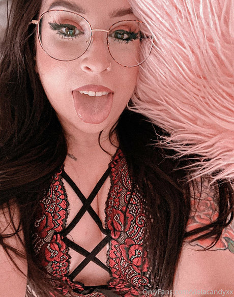 Nahá fotka uniklých OnlyFans od Violacandyxx