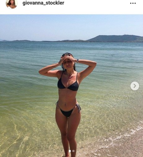 Naken läckt OnlyFans-bild av Giovanna Stockler