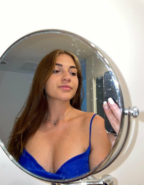 Thalia Sarris