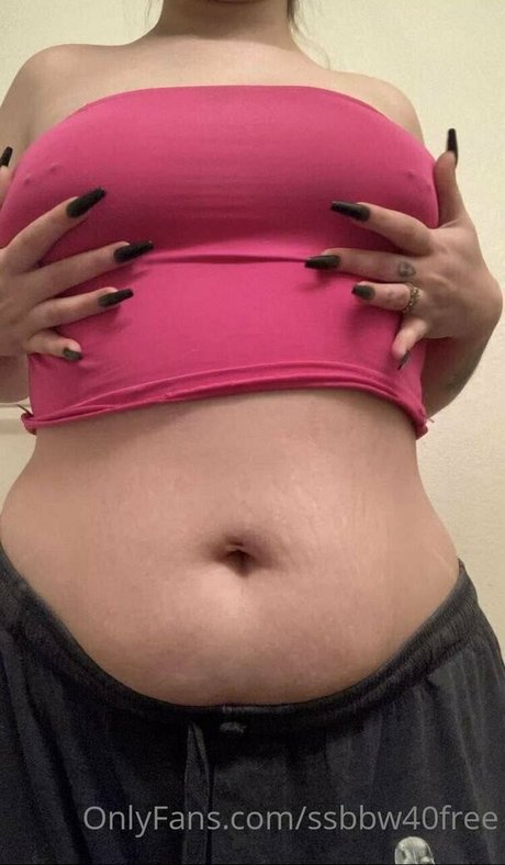 Nøgent lækket OnlyFans-billede af Ssbbw40free