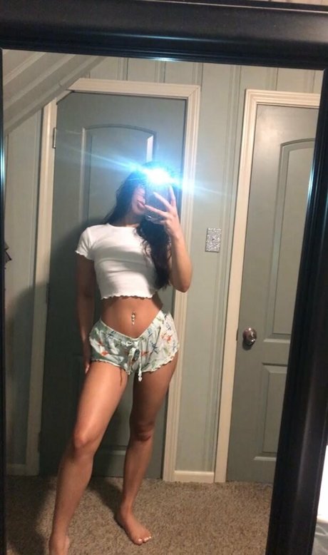 Foto desnuda filtrada de OnlyFans de Desmariie