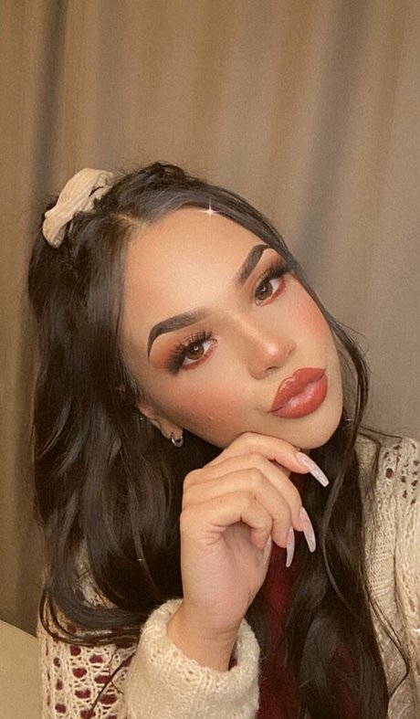 Nahá fotka uniklých OnlyFans od Desmariie