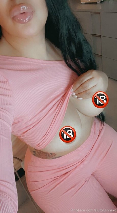 Sluttyjennaxo