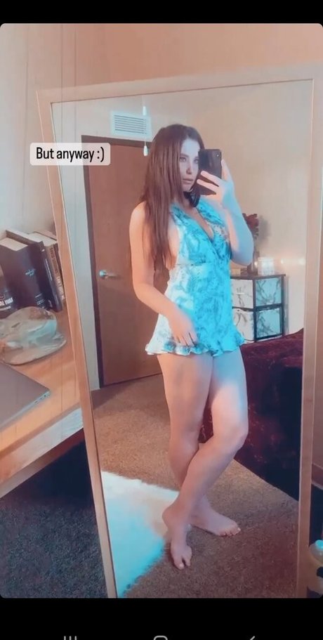 Selena Usaf Babe