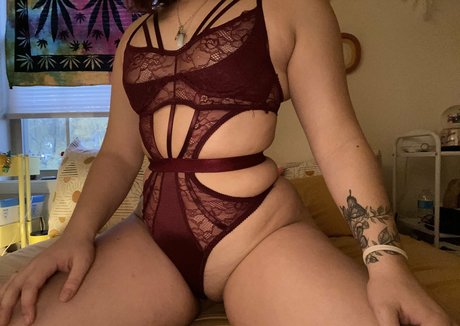 Sweetlizzybabe