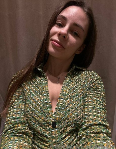 Naken läckt OnlyFans-bild av Ninaliiin