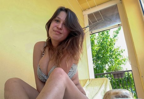 Ileniatenaa OnlyFansリークヌード写真