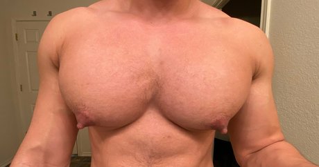 Nøgent lækket OnlyFans-billede af Speedyhades28