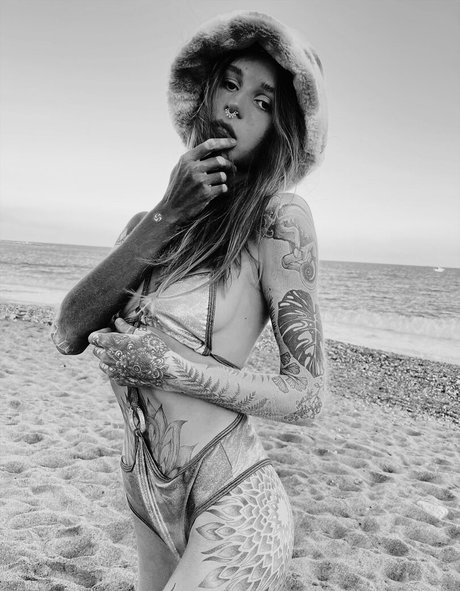 Обнаженная фотография утечки OnlyFans от Tropicannacookies