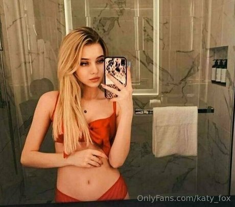 Naken läckt OnlyFans-bild av Katyfox