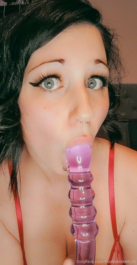 Nahá fotka uniklých OnlyFans od Thatbakedwitcch