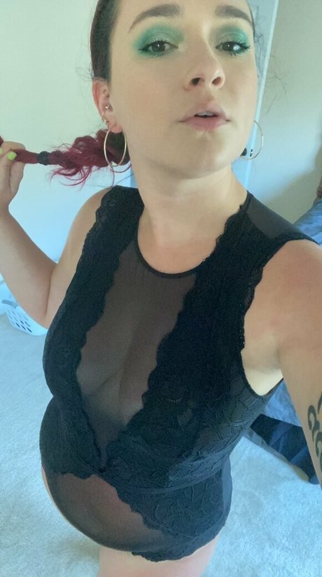 Nahá fotka uniklých OnlyFans od Jade0611127