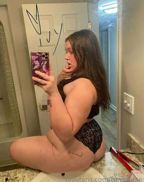 Foto di nudo di fuga di OnlyFans di Bbwaubie