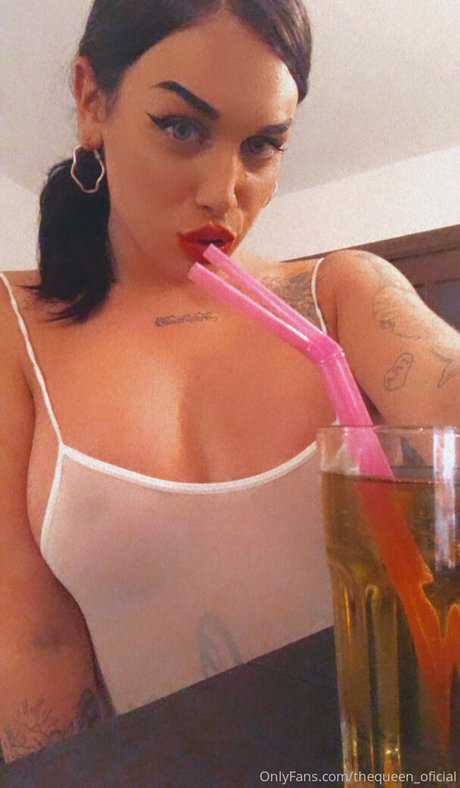 Thequeenoficial