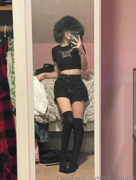 Bitchgutzz