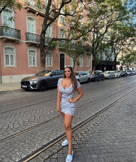Naken lekkede OnlyFans-bilde av Gemma K