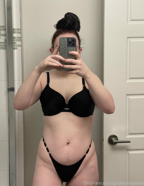 Photo nue de fuite OnlyFans de Goddesslaylaaa