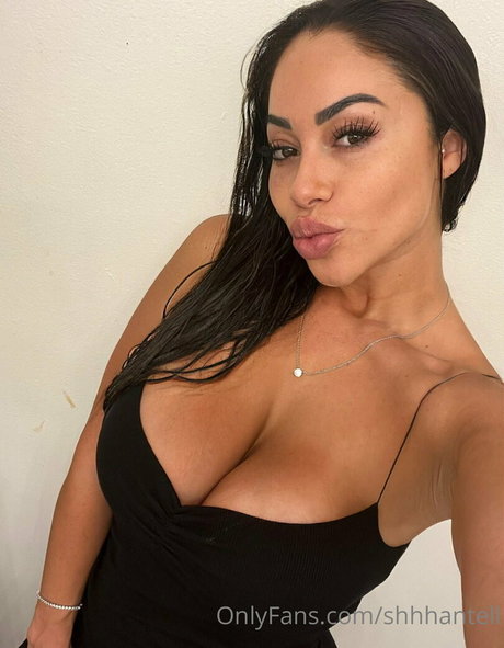 Nahá fotka uniklých OnlyFans od Shantel Tinajero