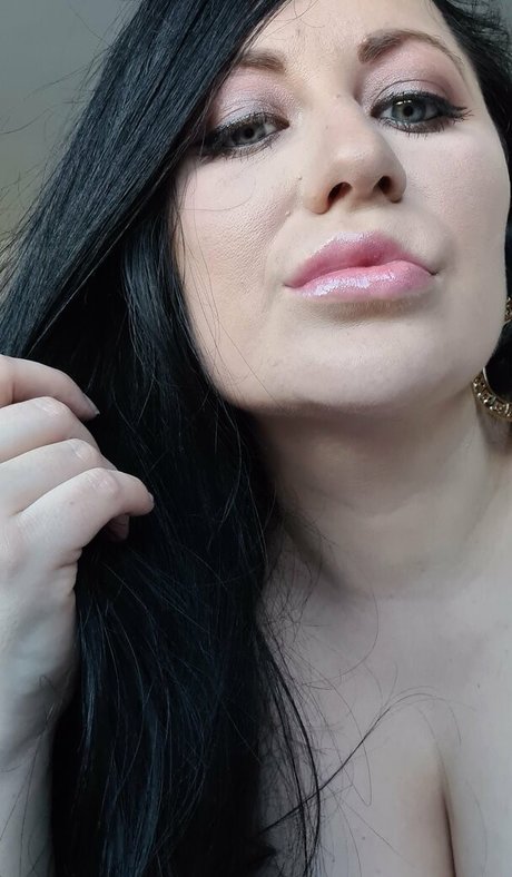 Nahá fotka uniklých OnlyFans od Larajadedeene