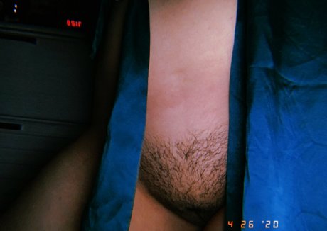 Alaston vuotanut OnlyFans-kuva Catandbean