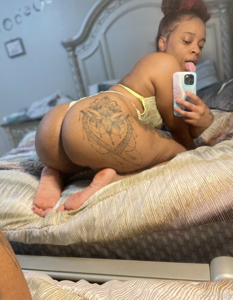 Allysquirtss