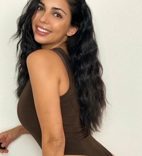 Tara Yazdi