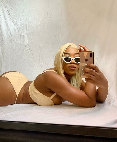 Thecleopatraway